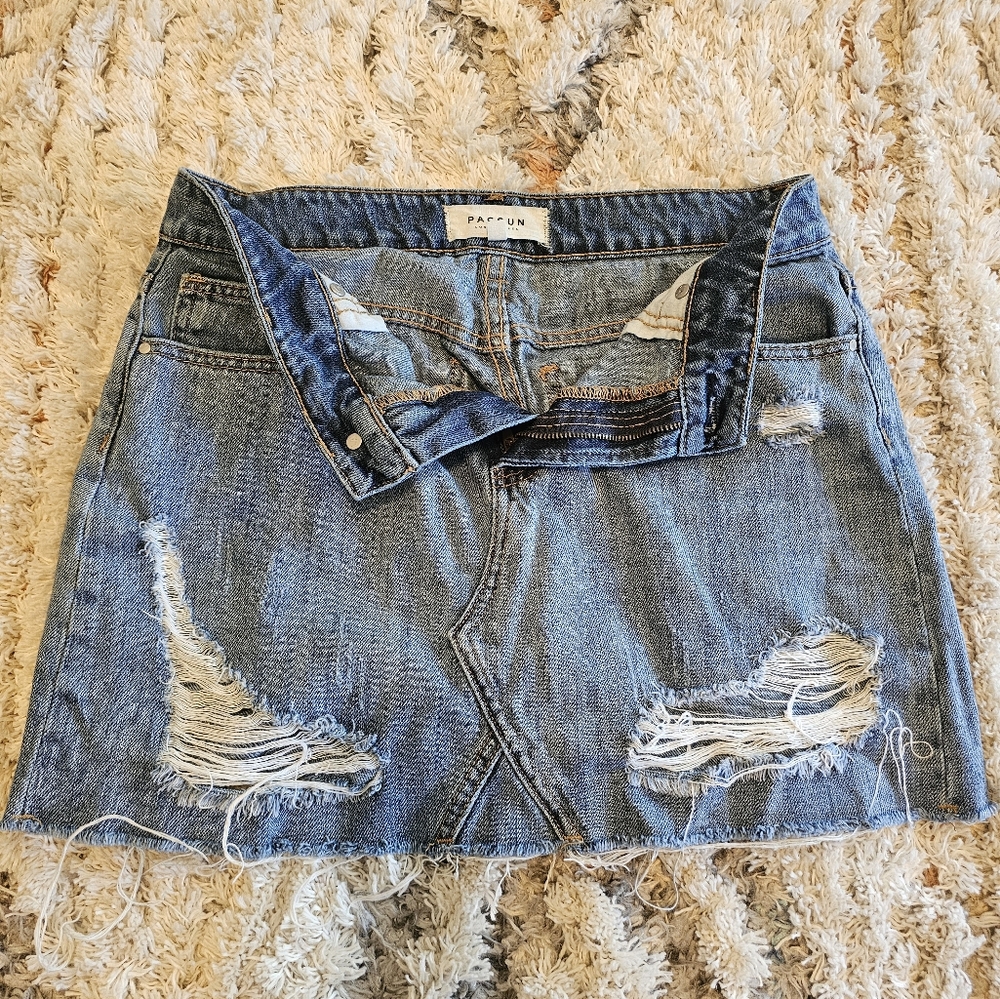 Pacsun Distressed Denim Mini Skirt Size 28 Blue 100% Cotton Raw Hem